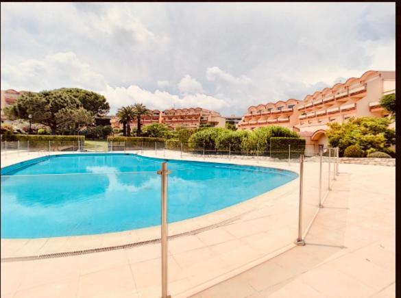 Antibes Secured Parc Velusine With Private Parking, Terrace, Pools And Tennis Courts. Exteriör bild